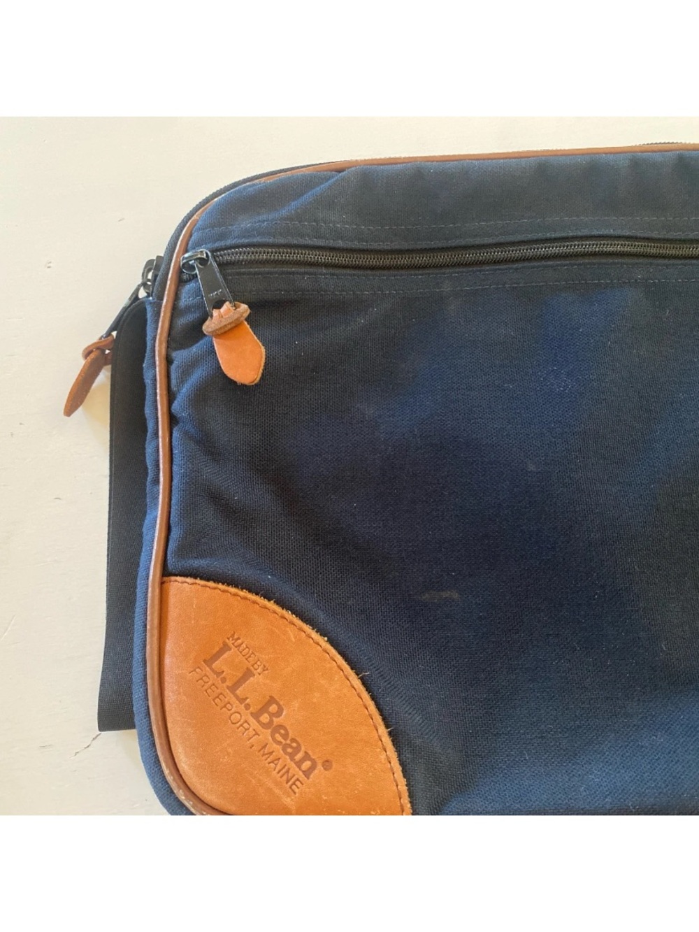 L.L. Bean Navy and Canvas Portfolio/Laptop Case with British Tan Leather Trim - Picture 10 of 13